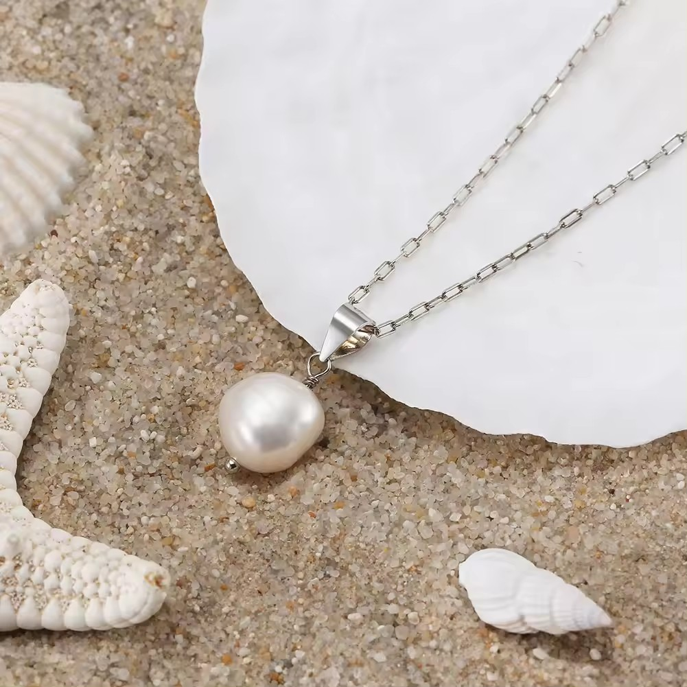 delicate necklace with a large baroque pearl, 925 silver, 14K gold
