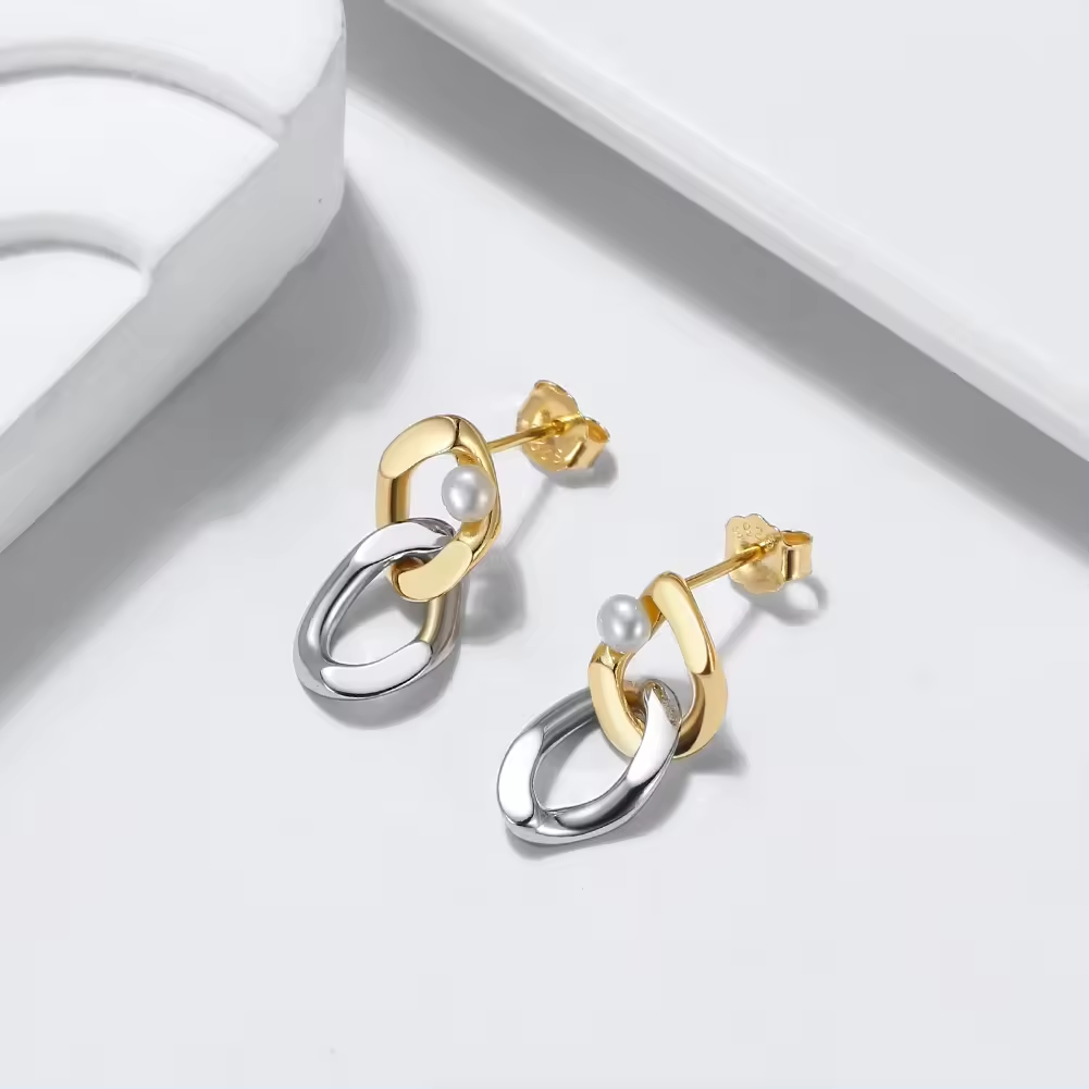 Geometric Bicolor Circles Earrings with Small Pearl