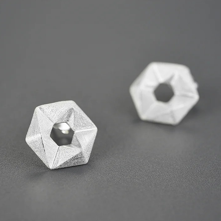 Handgemachte Würfel Ohrstecker, 925er Silber