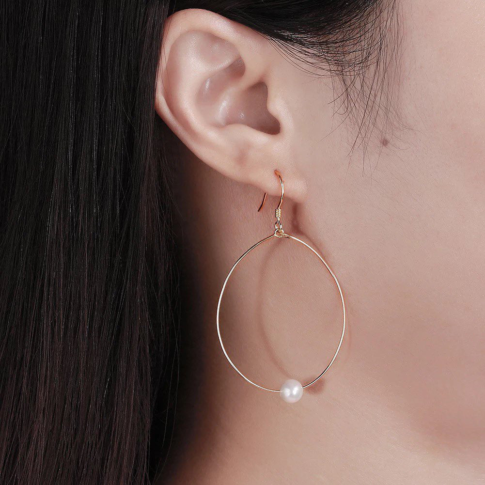 Minimalist Delicate Drop Earrings Circle and Pearl