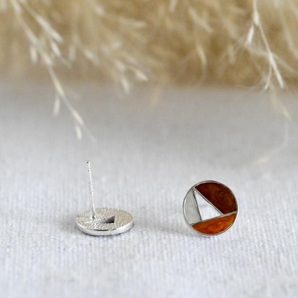 Circle stud earrings with triple colors