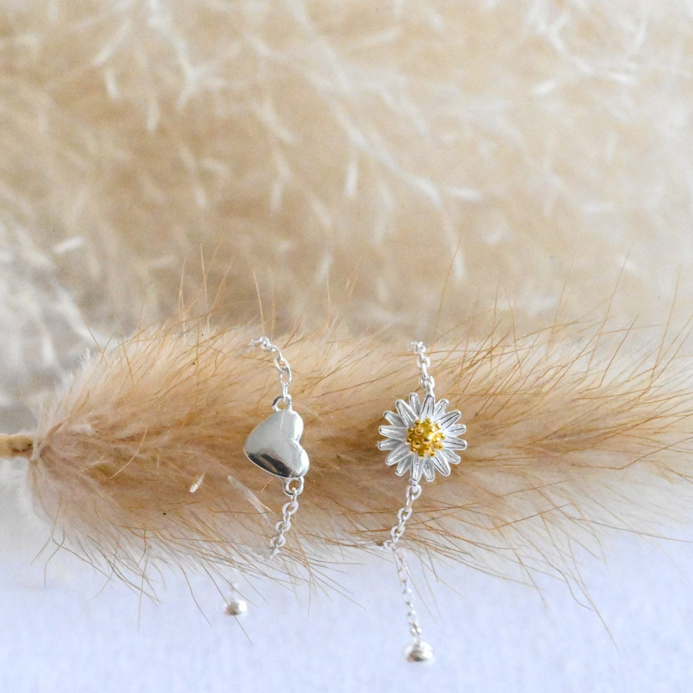 Adjustable chain ring with daisies, 925 silver, 18K gold