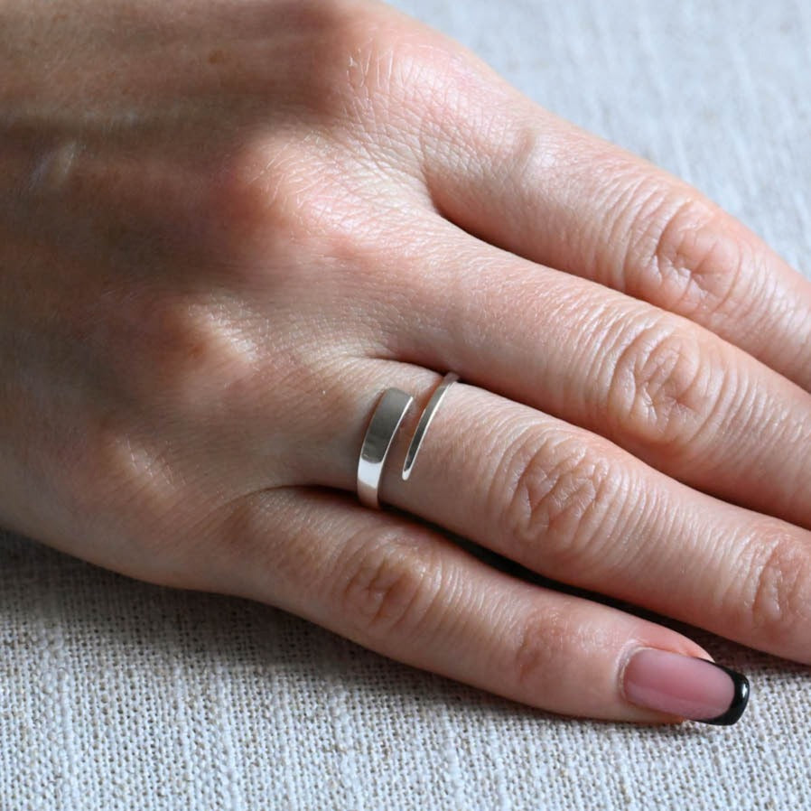 Simple open ring, 925 silver, 18K gold