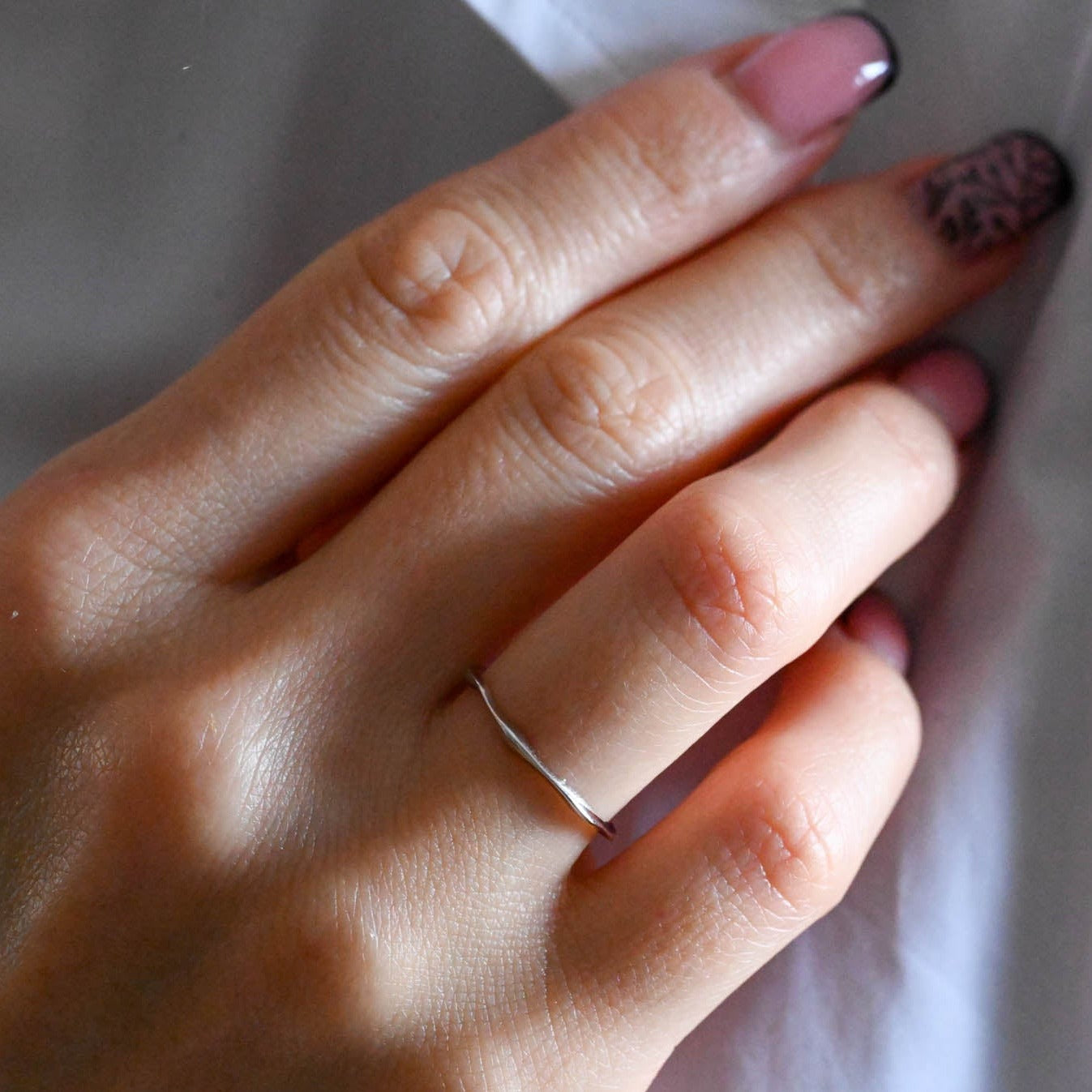 Thin minimalist ring, adjustable size, 925 silver, 18K gold