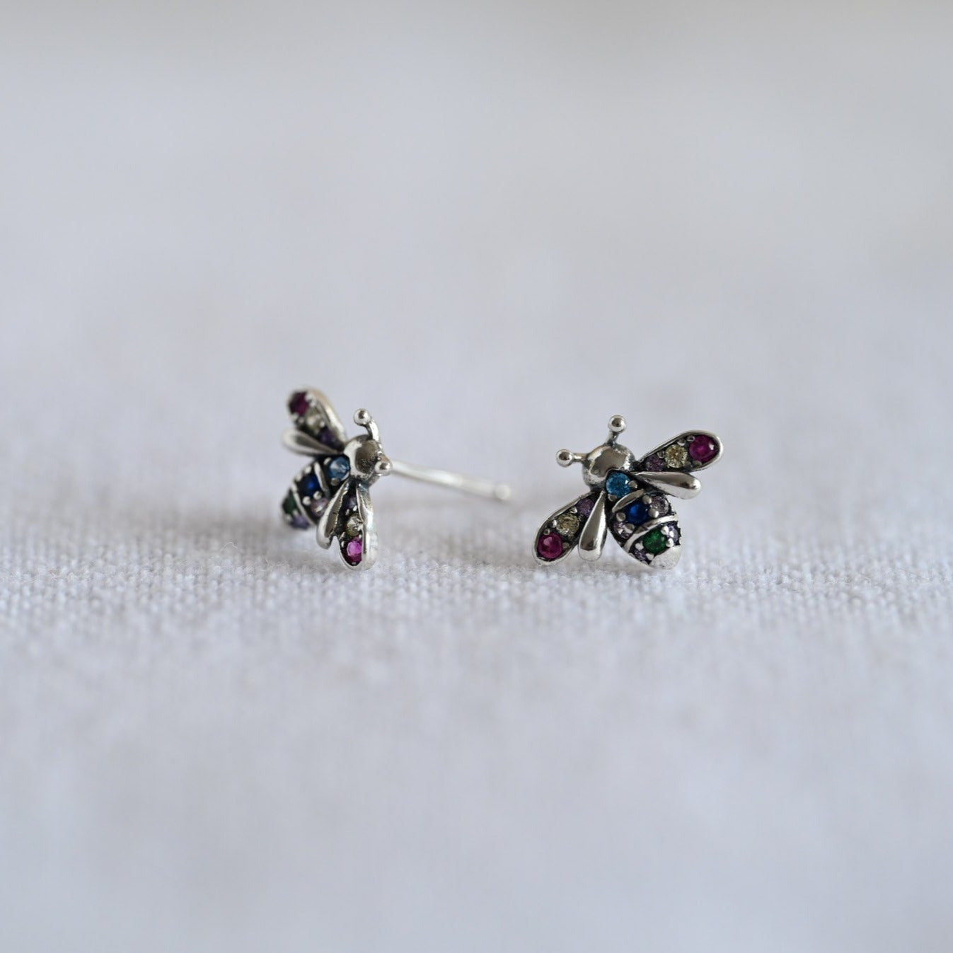 Cute minimalist earrings – Dainty bee stud earrings bee rainbow