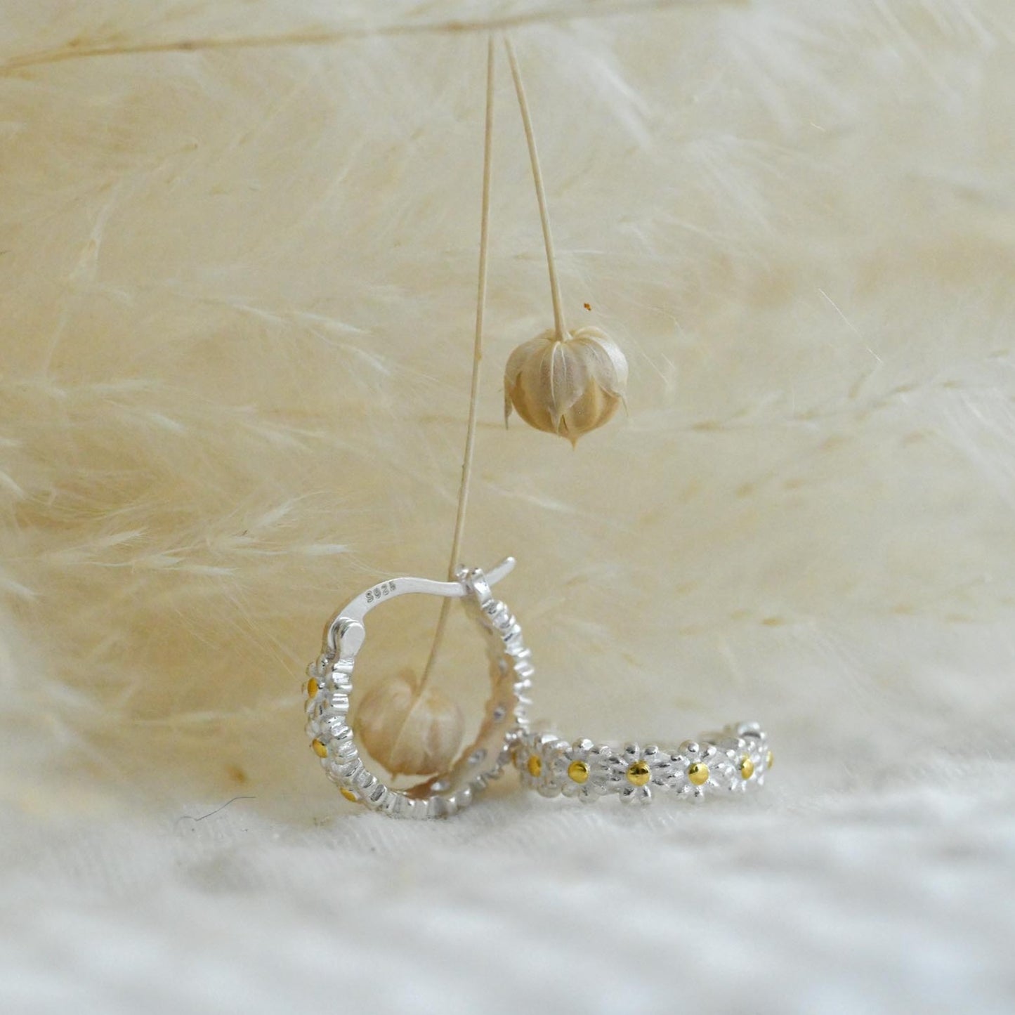 Daisy Hoop Earrings, 925 Silver, 18K Gold