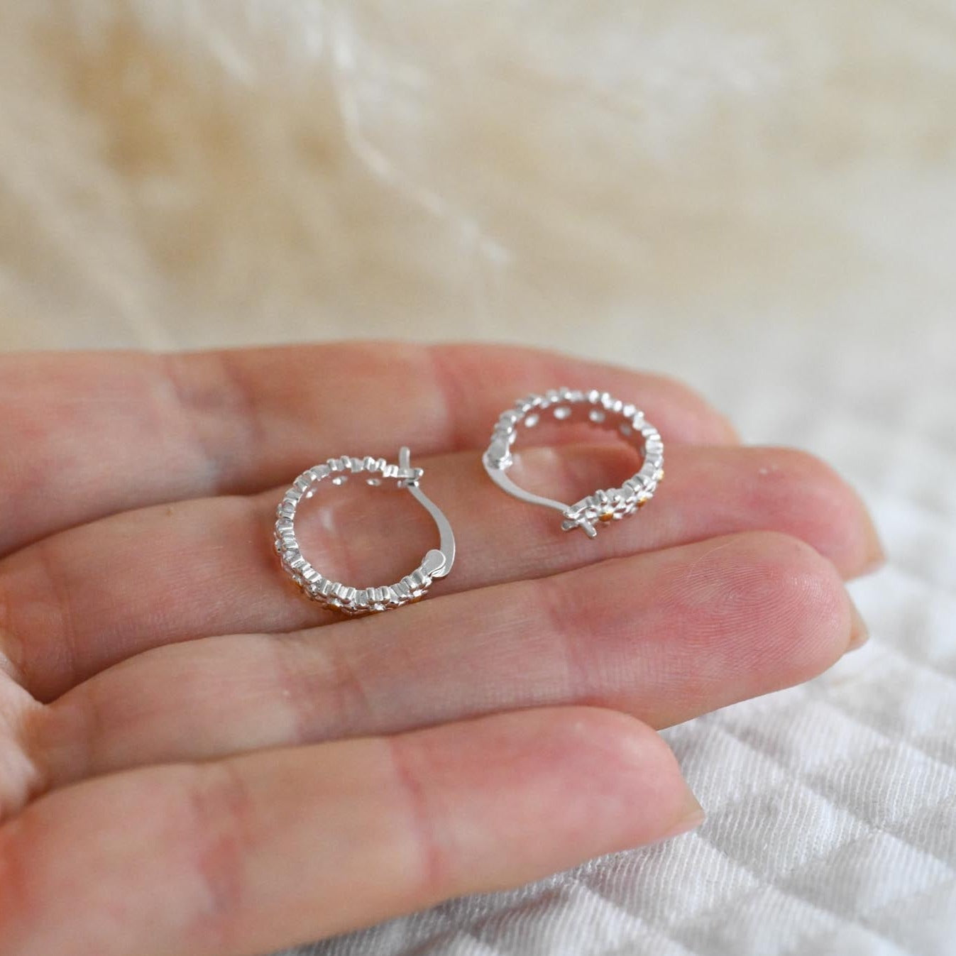 Daisy Hoop Earrings, 925 Silver, 18K Gold