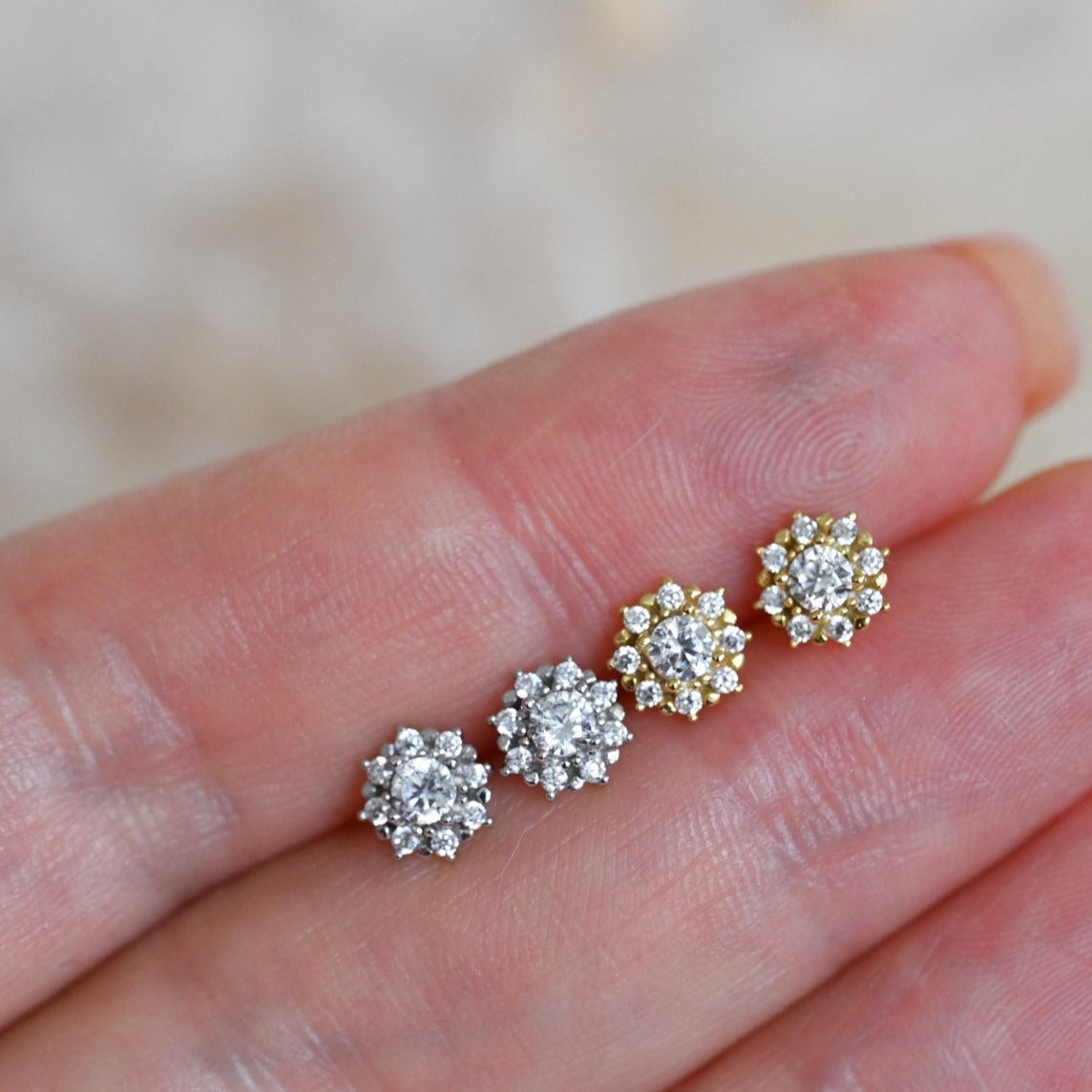 Delicate stud earrings in the shape of the sun, 14K gold 925 sterling silver