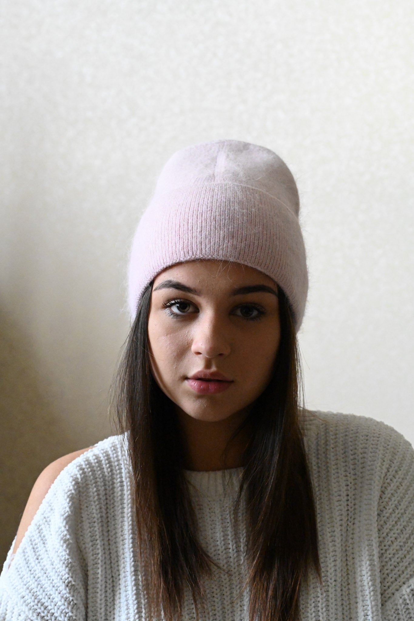 Warme, weiche und flauschige Mütze aus Merinowolle und Angorawolle, zart rosa