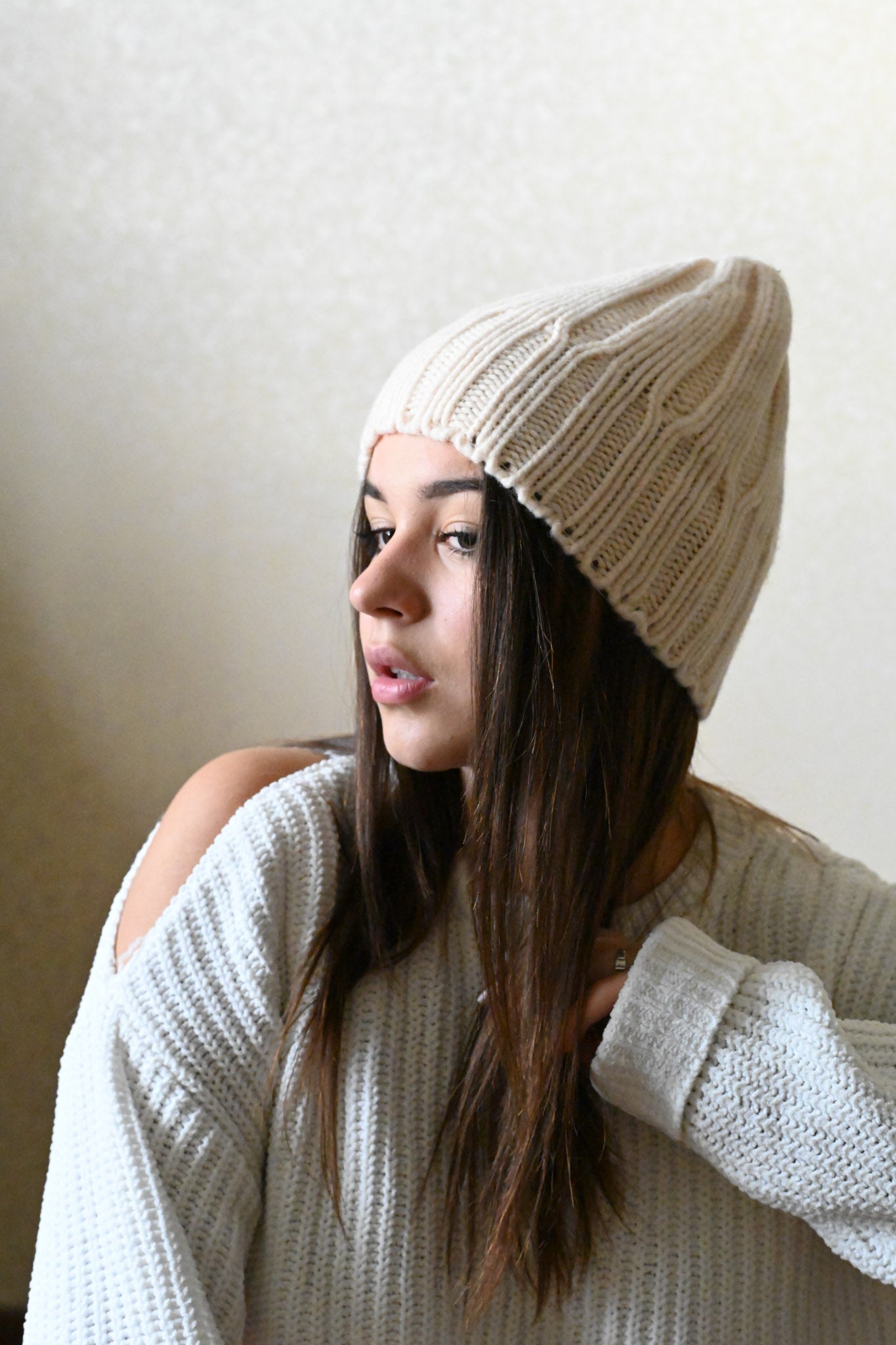 100% Merinowolle weiche dünne Wintermütze für Damen, hellbeige
