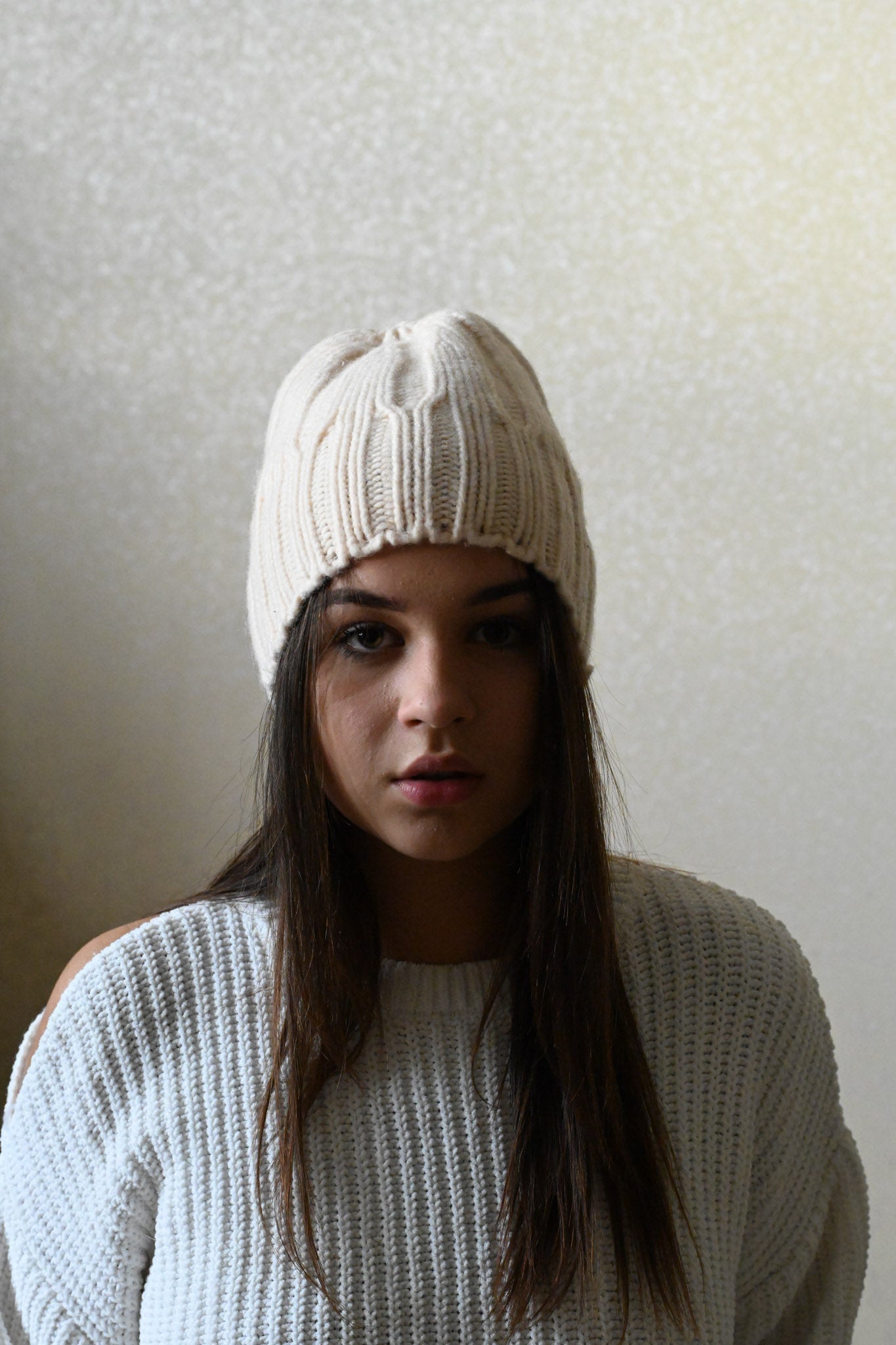 100% Merinowolle weiche dünne Wintermütze für Damen, hellbeige