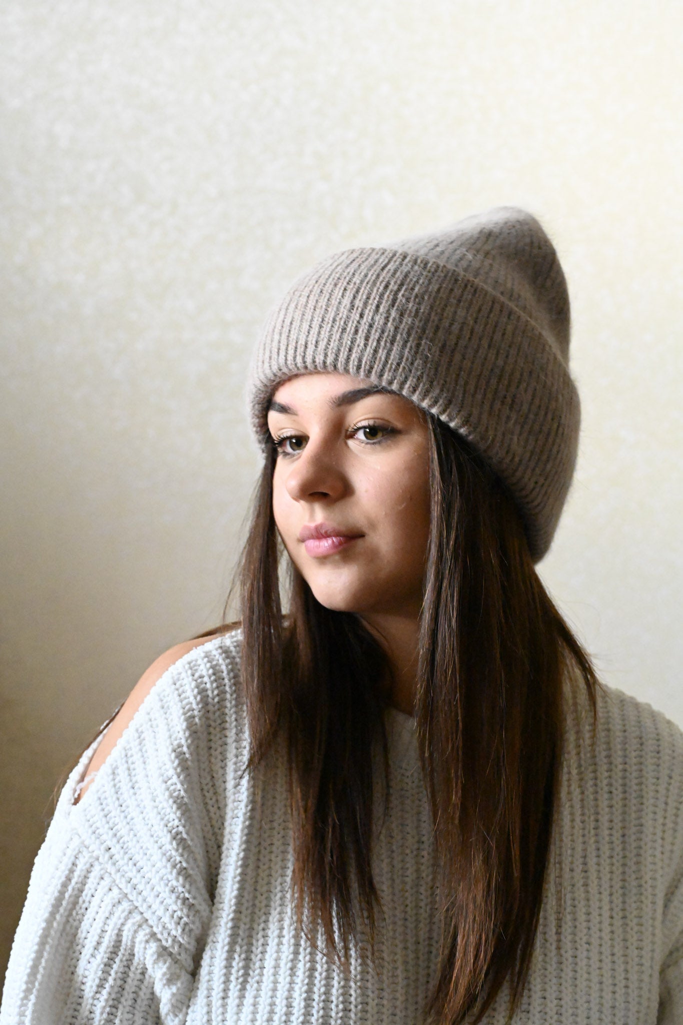 Warme, weiche und flauschige Angora Beanie, cappuccino