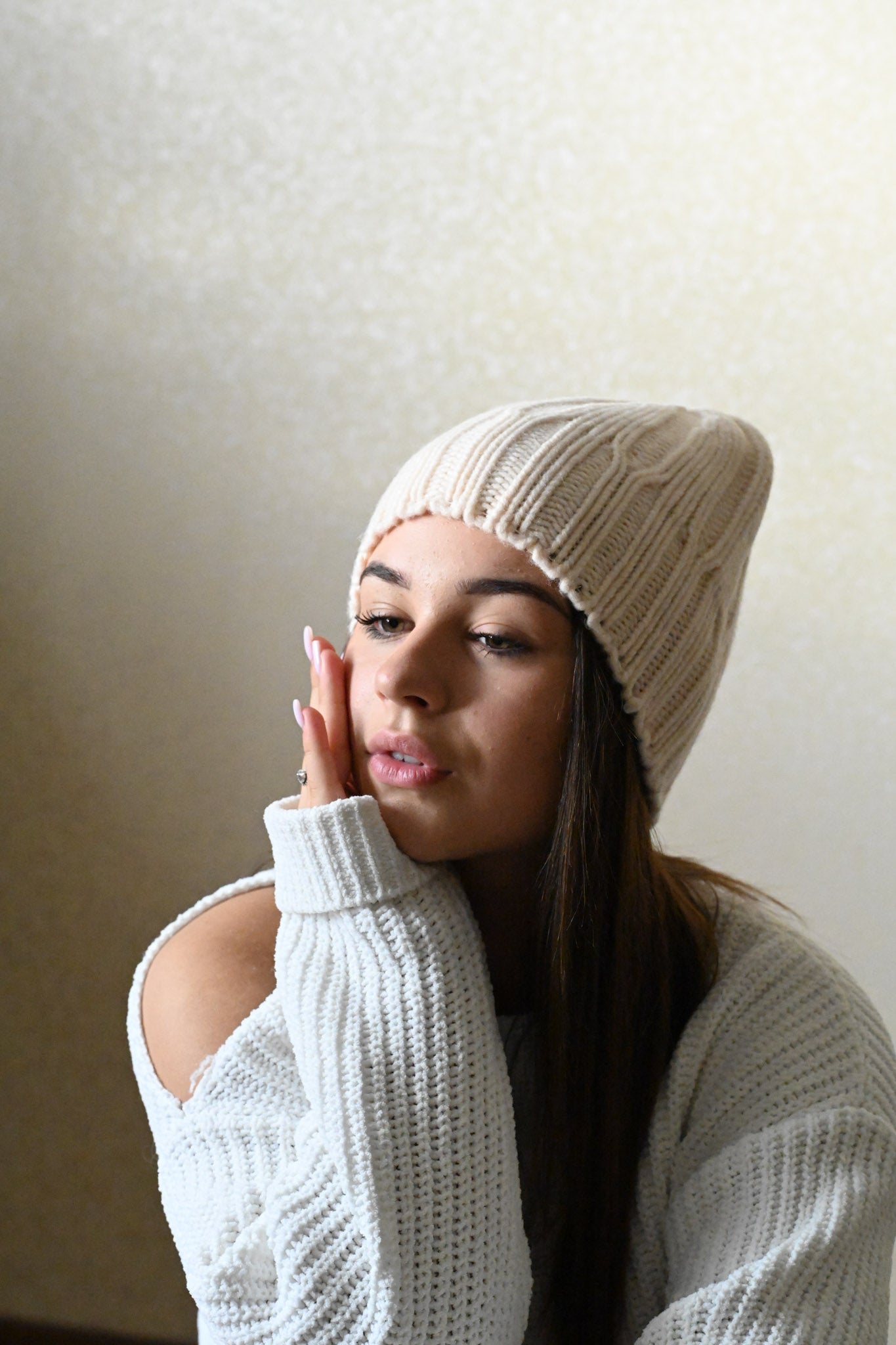 100% Merinowolle weiche dünne Wintermütze für Damen, hellbeige