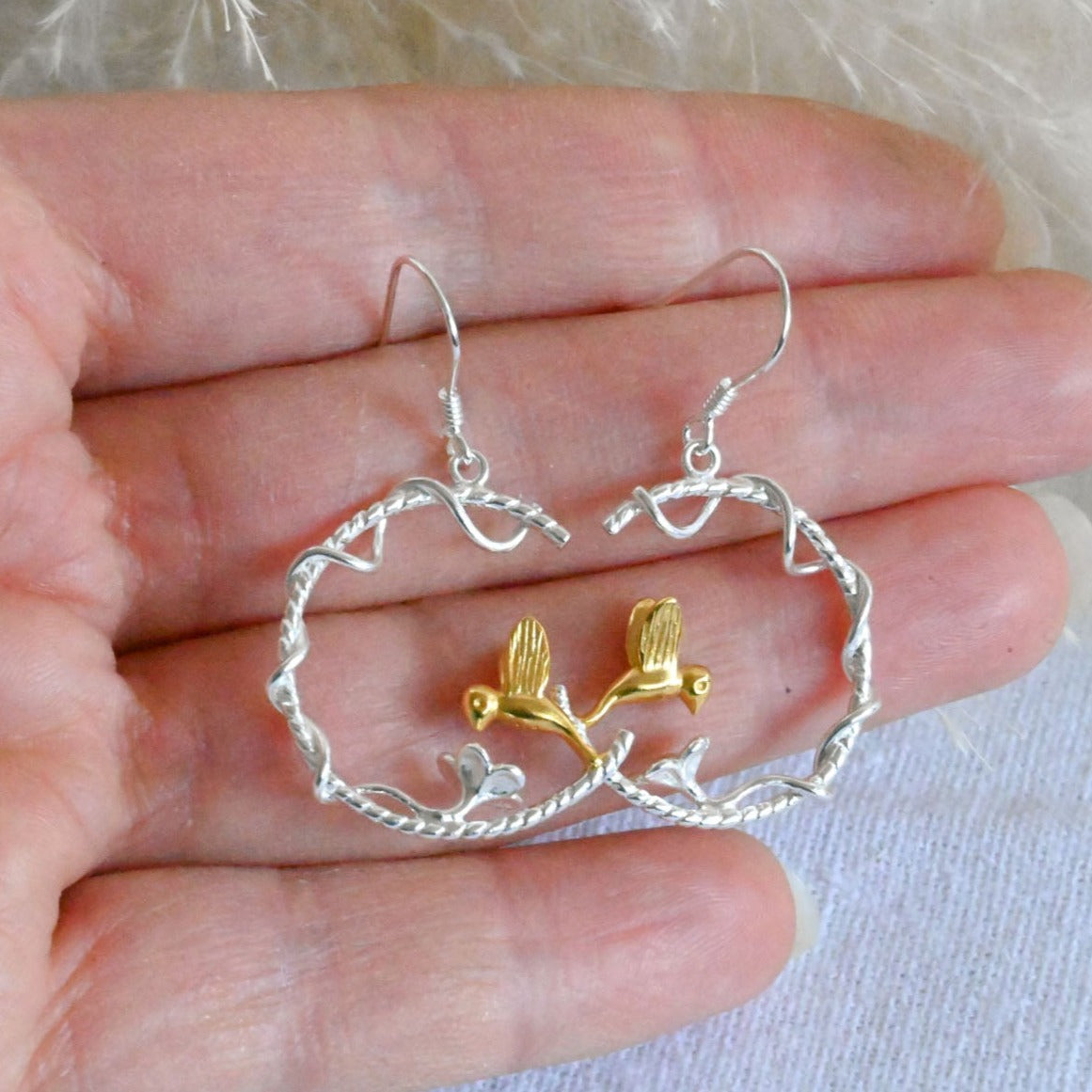 Handmade hummingbird bird drinking from the flower, 925 silver, 18K gold