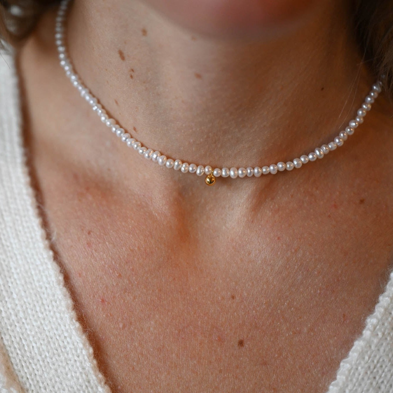 Choker with mini pearls, natural freshwater pearls