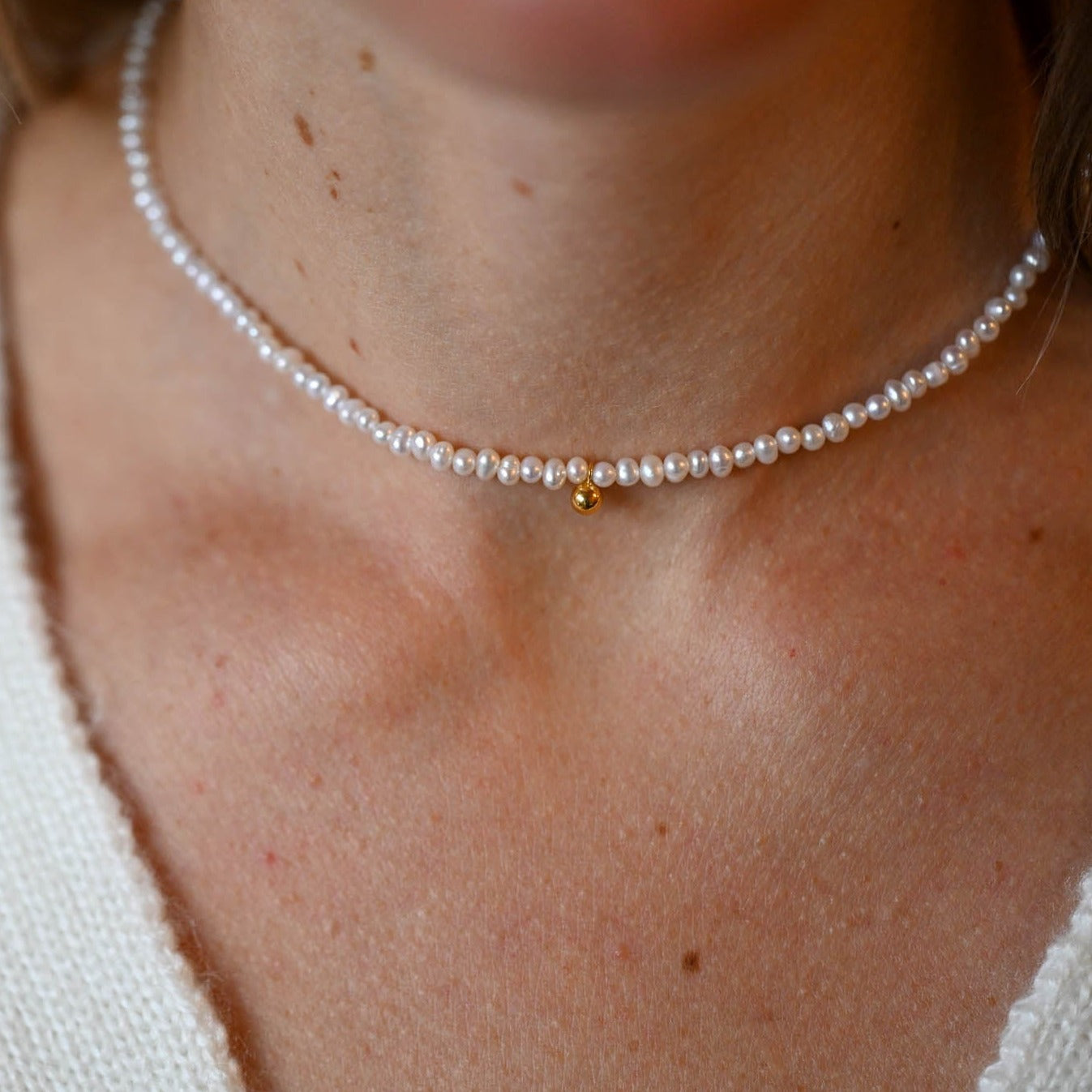 Choker with mini pearls, natural freshwater pearls