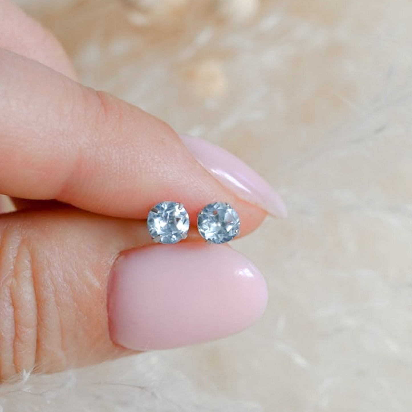 Mini Ohrstecker mit natürlichem Topaz, 5mm und 4mm, 925er Silber