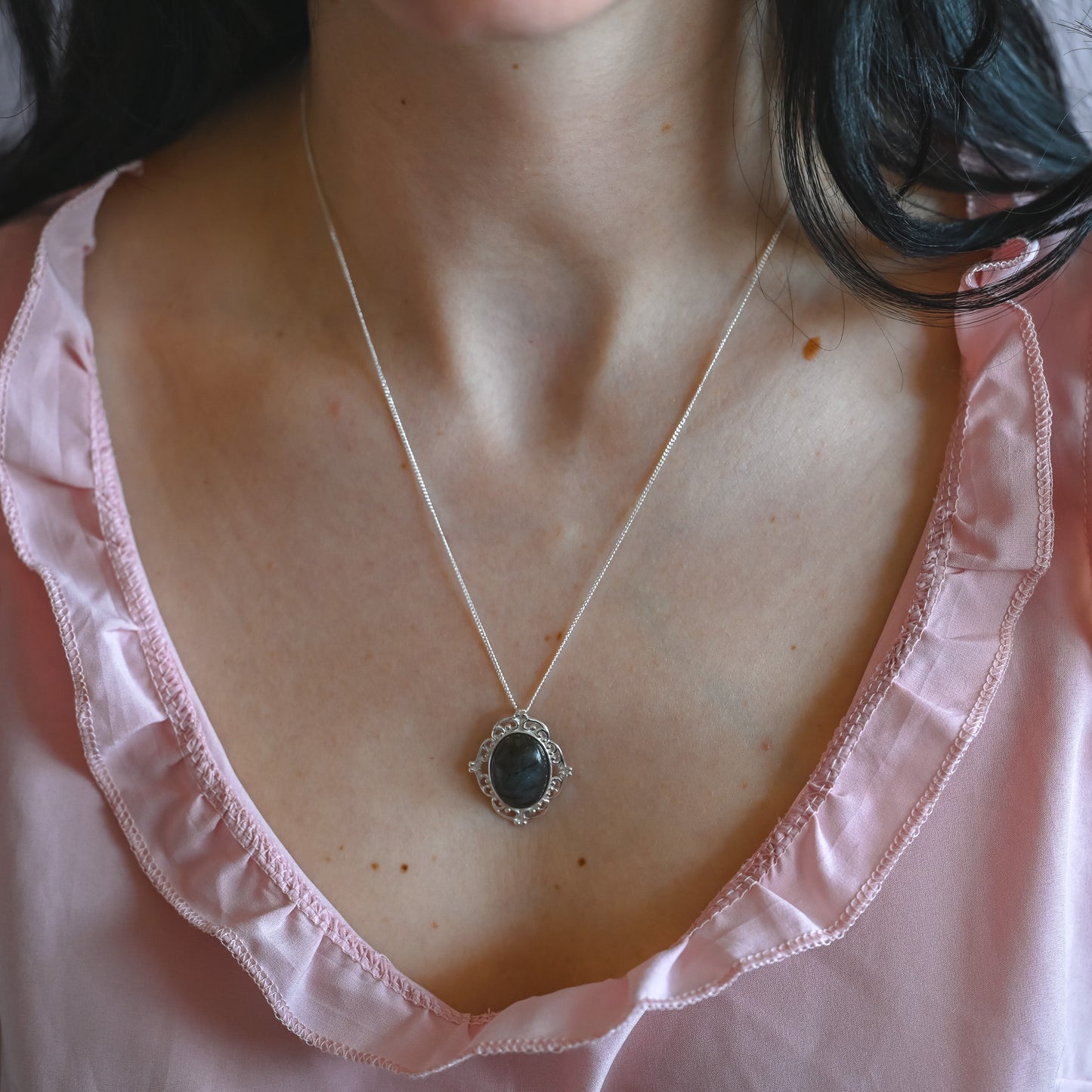 Kette mit Vintage Anhänger, natürlicher Labradorit, 925 Sterling Silber