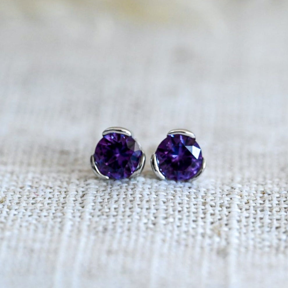 Classic Alexandrite stud earrings in 925 Sterling silver with 18K gold plating