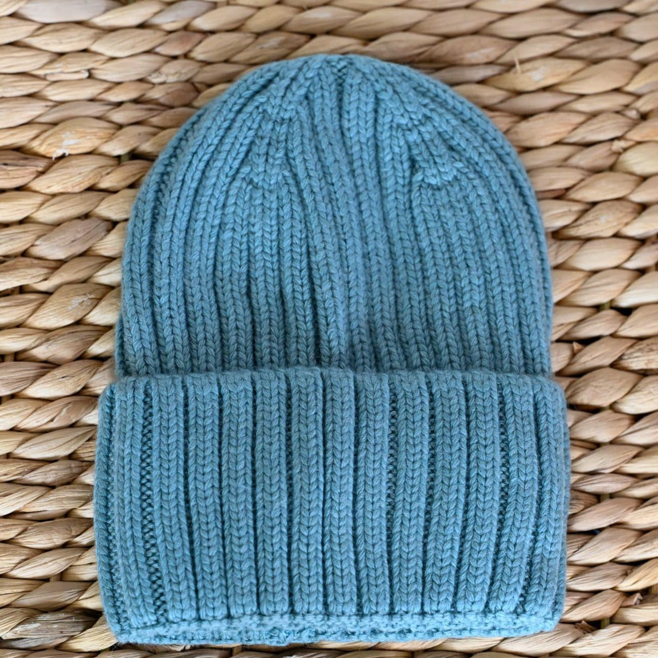 Thick warm winter hat 100% wool, dark grey