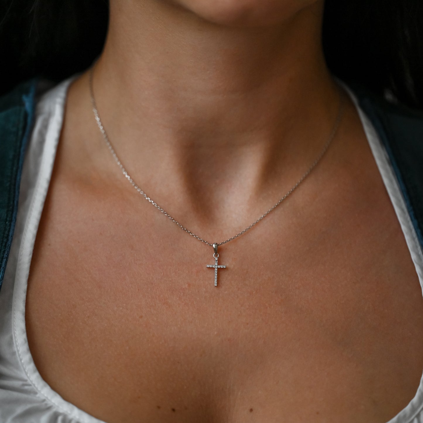 Minimalist necklace with small zircon cross pendant, 925 silver