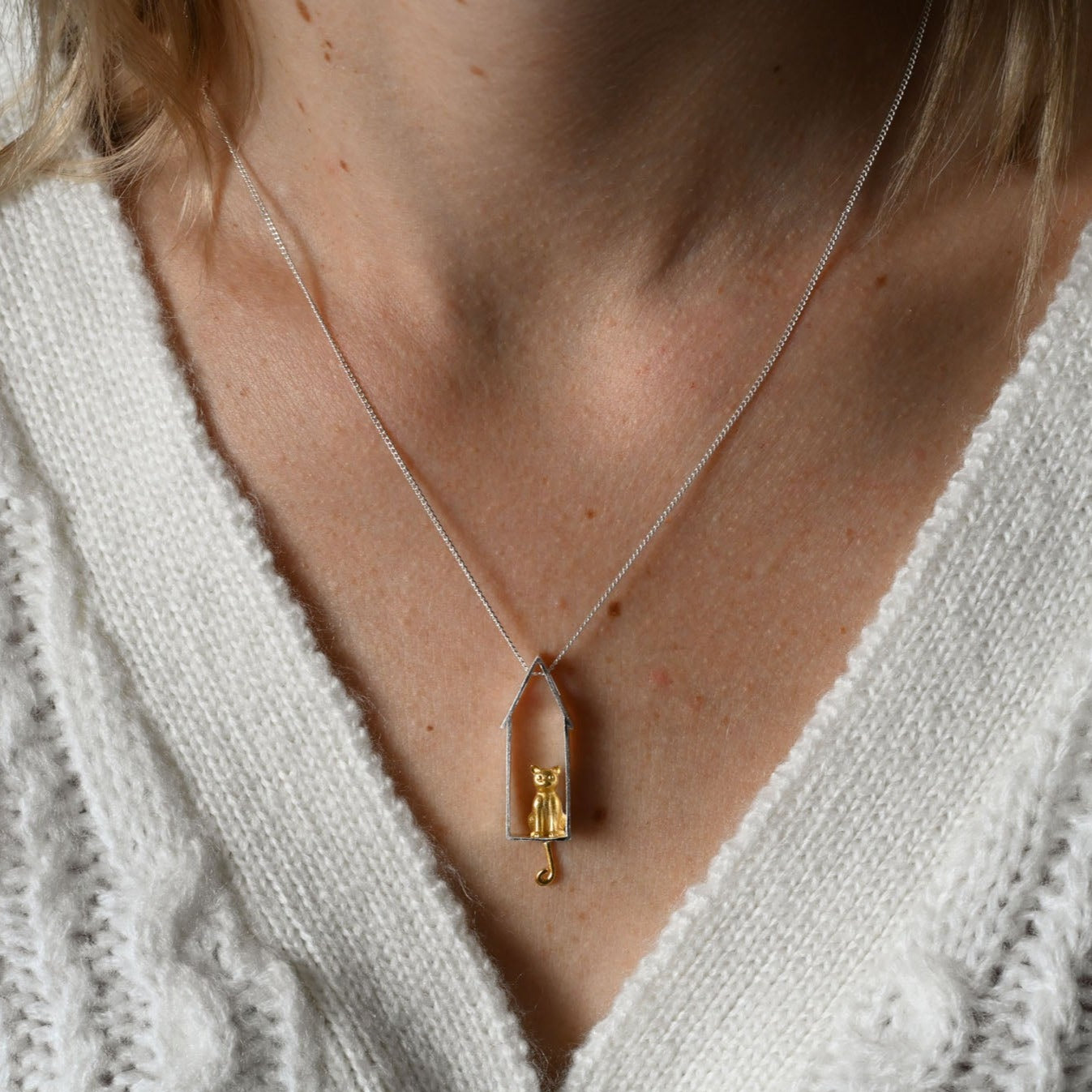 Handmade necklace cat in the house, 925 silver, 18K gold