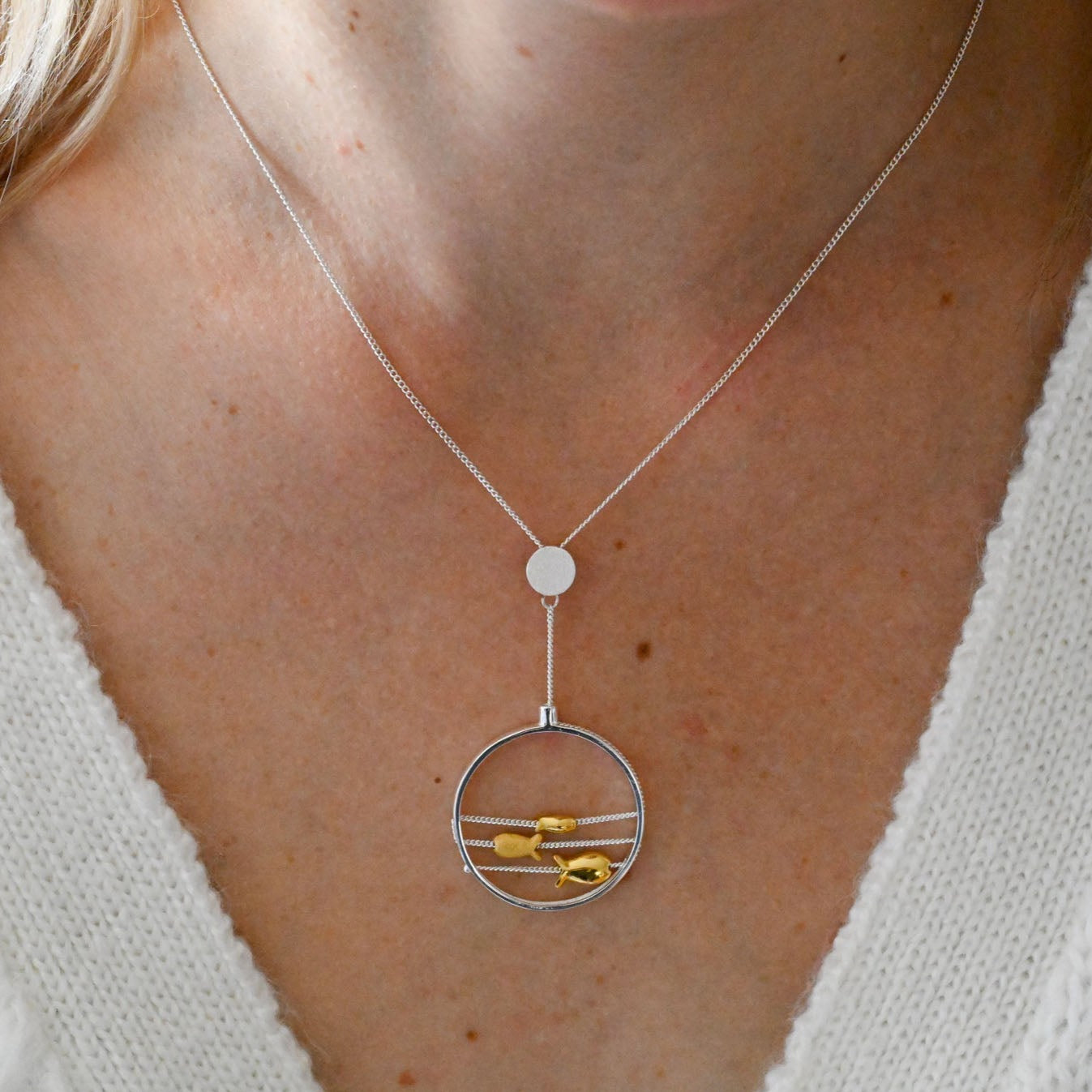 Handgefertigte Halskette "Gegen den Strom"