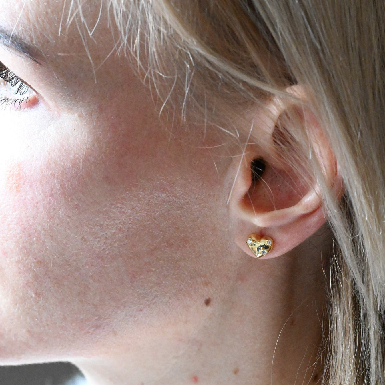 Großes Herz Ohrstecker, 925er Silber, 18K Gold