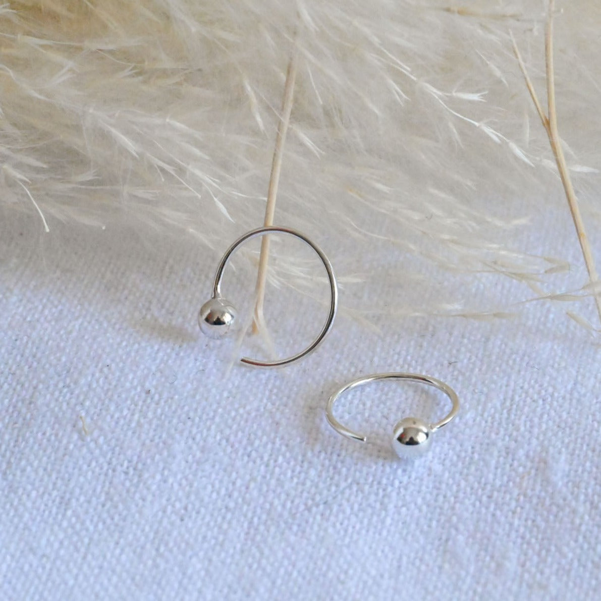 Open mini hoop earrings beads