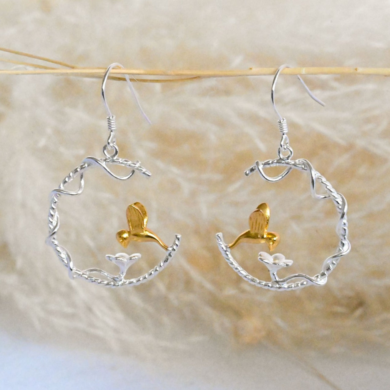 Handmade hummingbird bird drinking from the flower, 925 silver, 18K gold