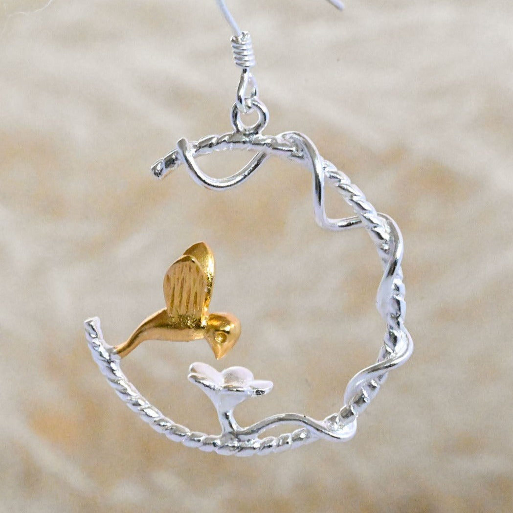 Handmade hummingbird bird drinking from the flower, 925 silver, 18K gold