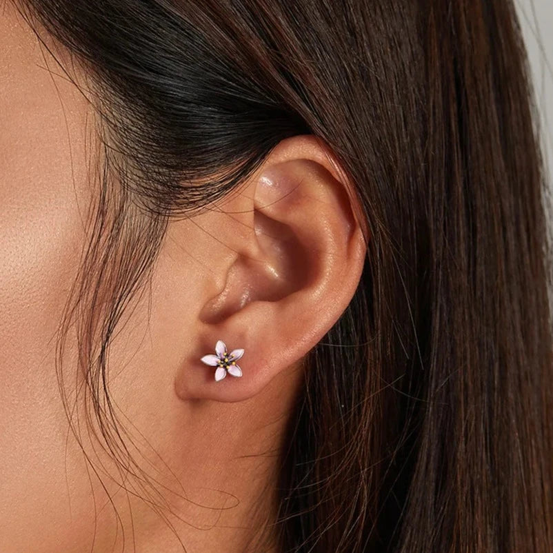 Zarte Kirschblüten-Ohrstecker aus 925 Sterling Silber