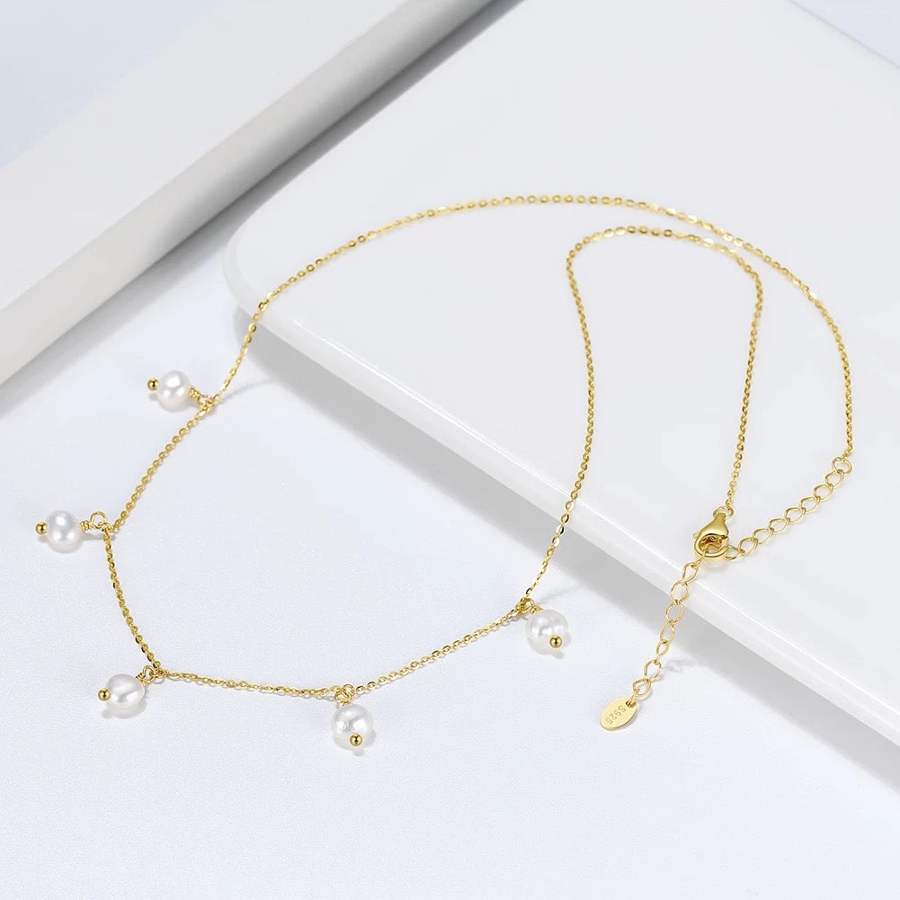 Dainty minimalist necklace with 5 freshwater pearls, 925 silver 14K gold