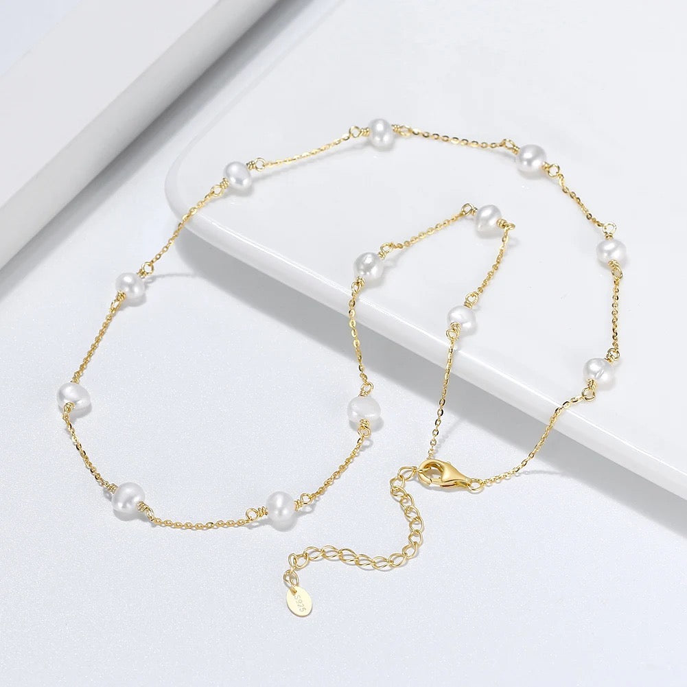 Zarte minimalistische Halskette mit 5 Süßwasserperlen, 925er Silber, 14K Gold