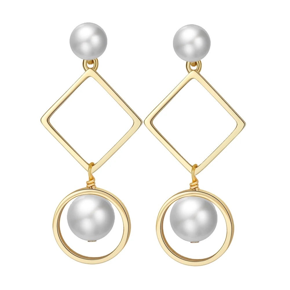 Handmade hanging earrings square and circle with pearl