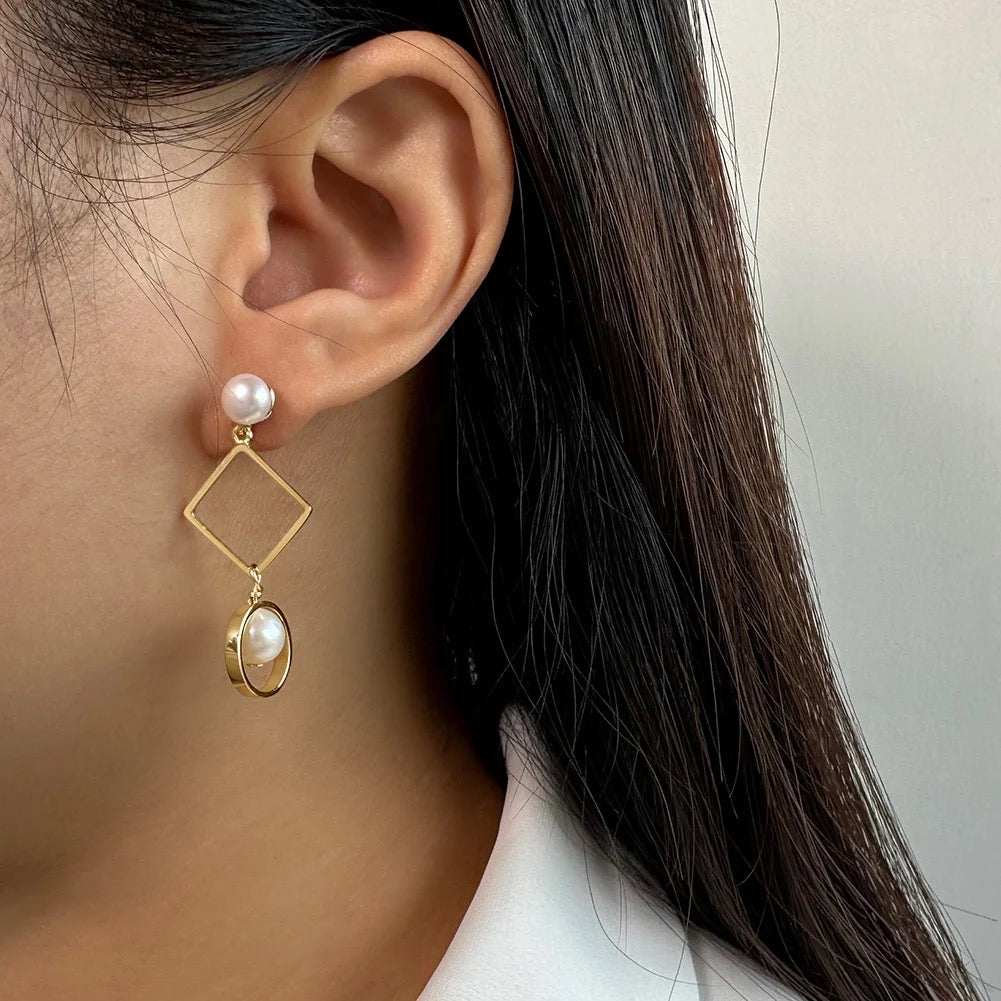 Handmade hanging earrings square and circle with pearl