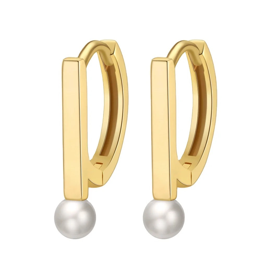 Handmade pearl earrings letter D with pearl