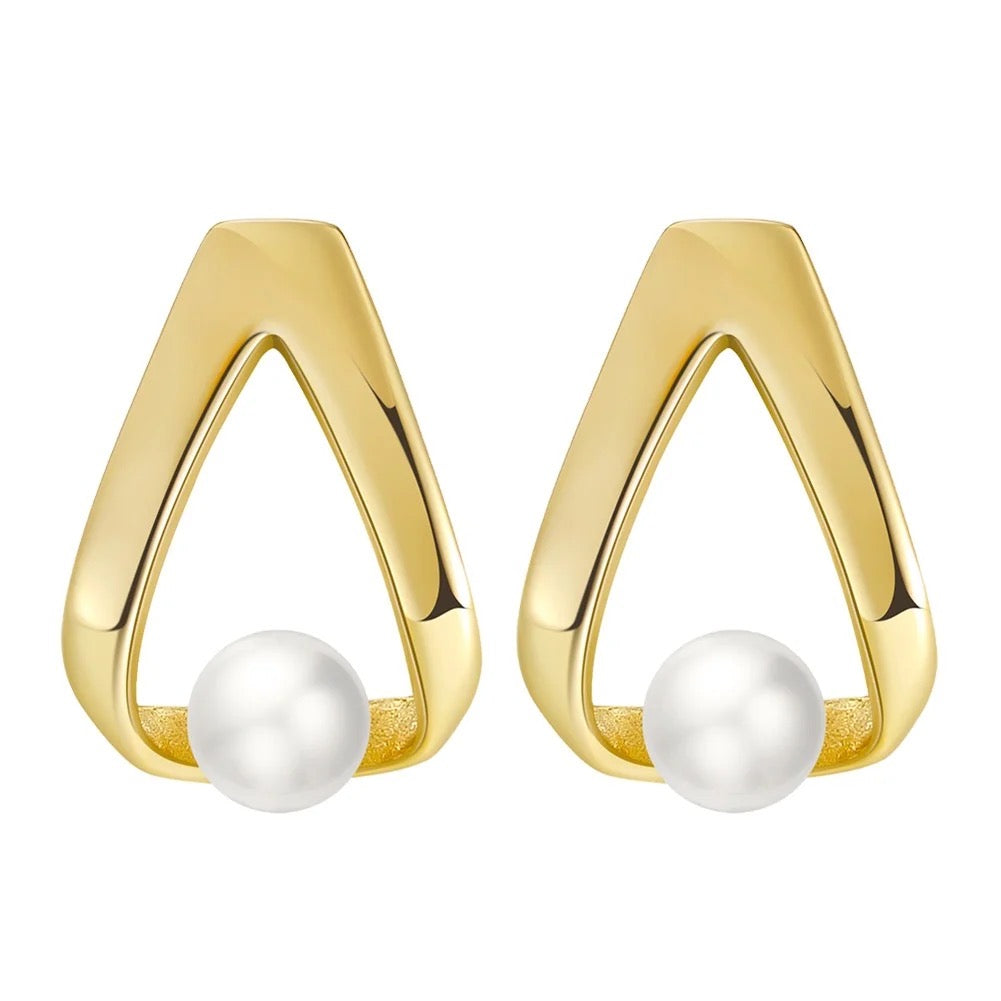 Triangle stud earrings with small freshwater pearl