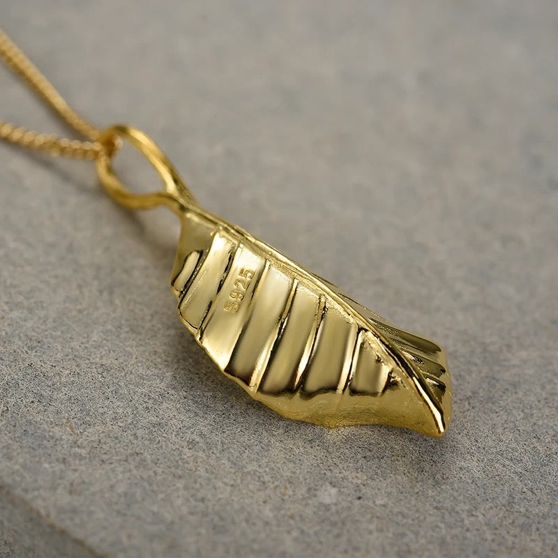Necklace "Flying Autumn Leaf", 925 silver, 18K gold