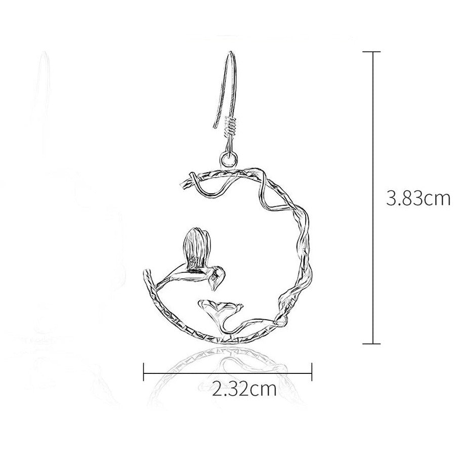 Handmade hummingbird bird drinking from the flower, 925 silver, 18K gold