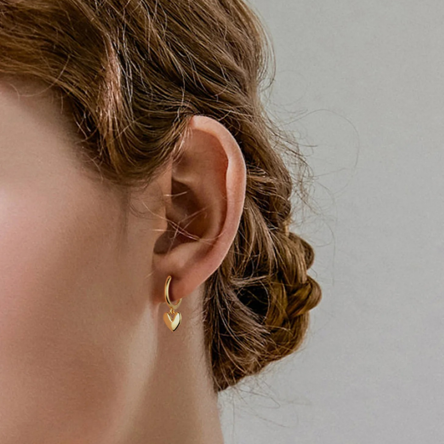 Minimalist hoop earrings with heart pendant, 925 silver, 18K gold