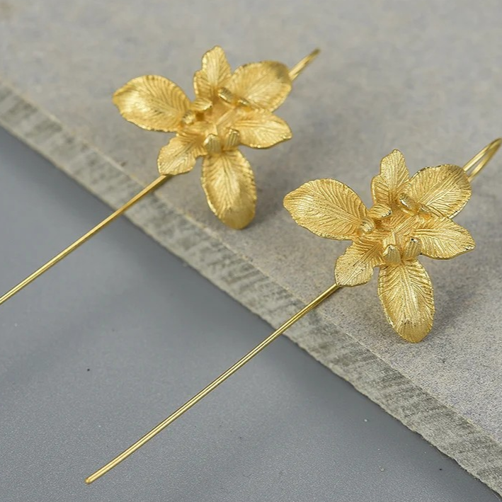 Handgemachte Iris Blume Ohrringe, 925er Silber, 18K Gold