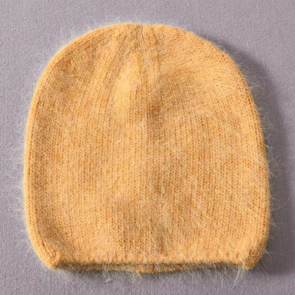 Thin soft beanie made of Angora wool, white