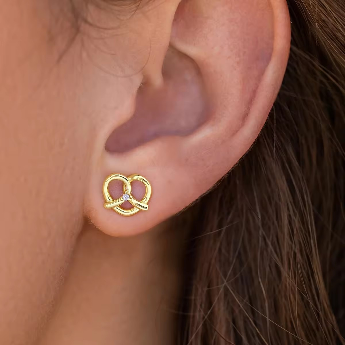 Kleine Breze Ohrstecker, 925 Sterling Silber, 18K Gold