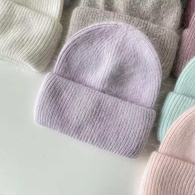 Warme, weiche und flauschige Angora Beanie, flieder