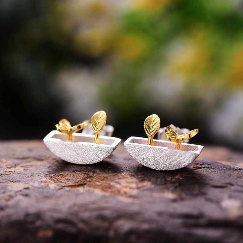 Small garden butterflies and flower stud earrings