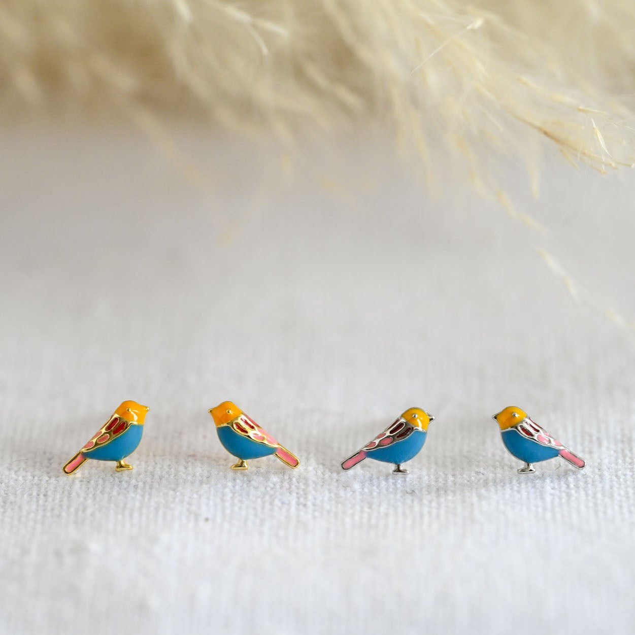 Small cute bird stud earrings