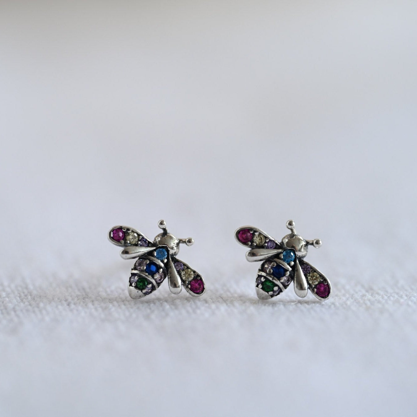 Cute minimalist earrings – Dainty bee stud earrings bee rainbow