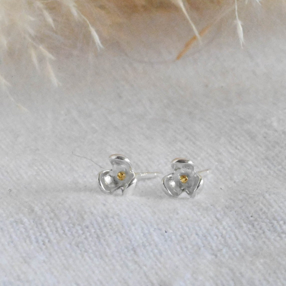 Minimalist flower earrings, 925 silver