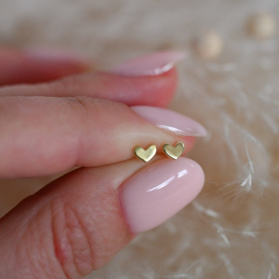 Small heart stud earrings